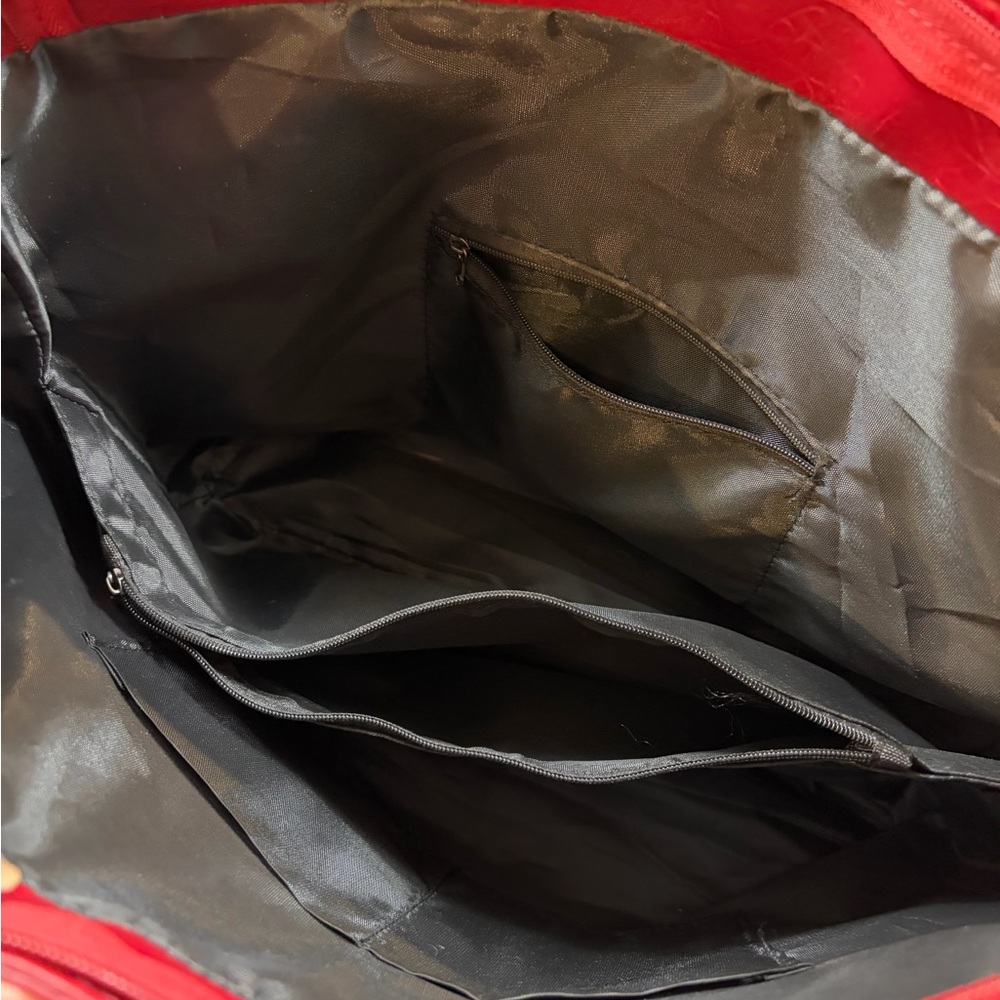 Braided-Handle Red Tote Bag - Picture 4 of 7